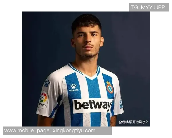 泰山中卫洛佩斯全场表现低迷对抗与争顶数据惨淡引发关注